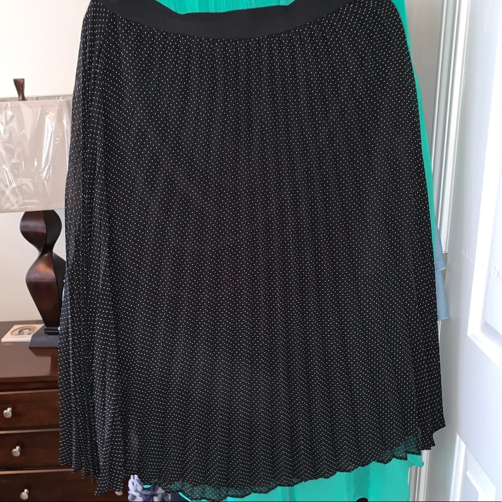 LC Lauren Conrad Pleated Polka Dot Midi Skirt